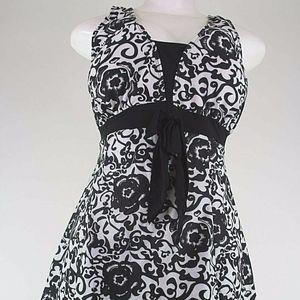 Women's One-Piece Bathing Suit-Black/White 2XL